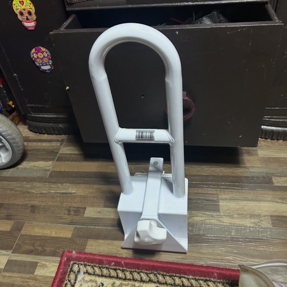 Brand new medical white hand rail for tub